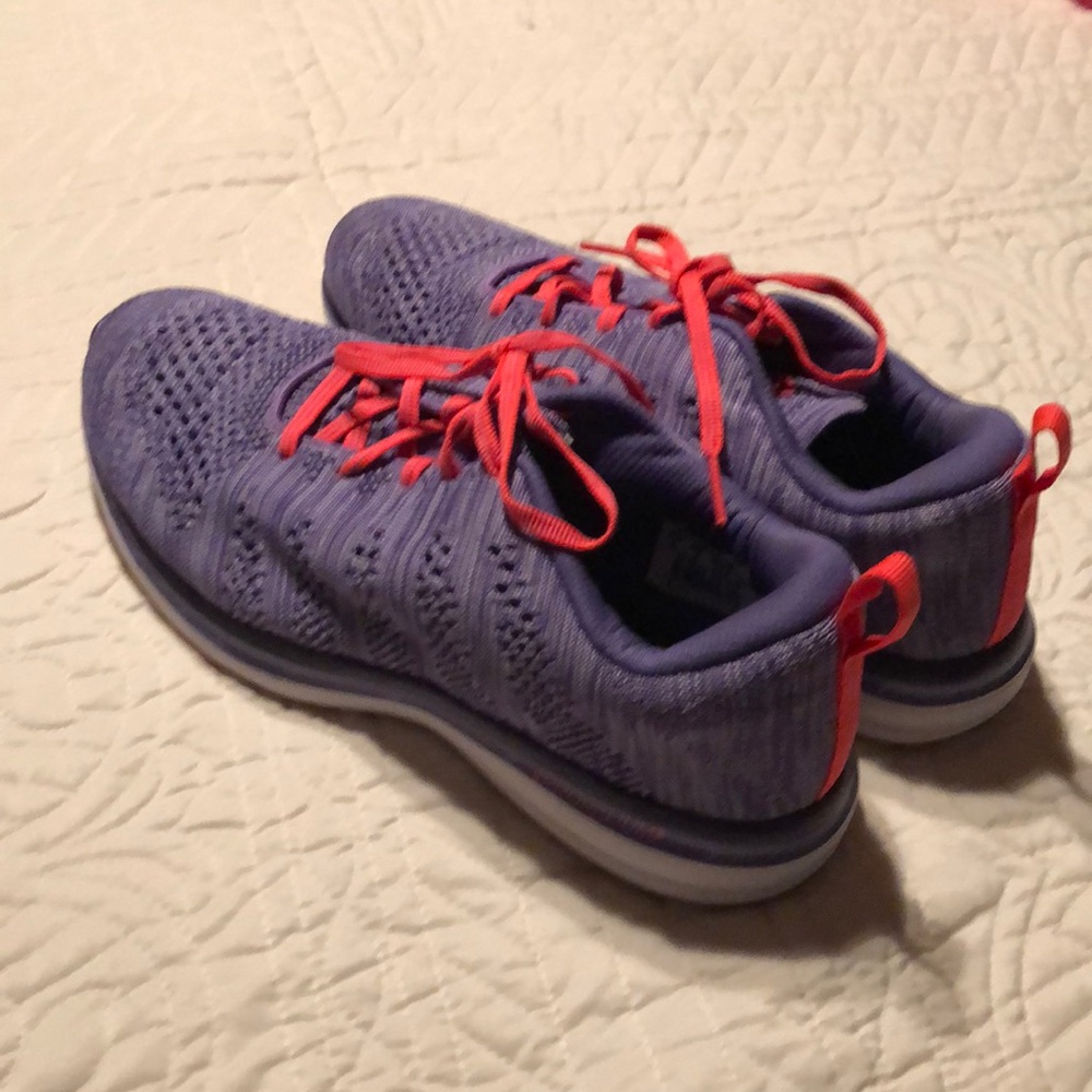 APL Running Shoes
